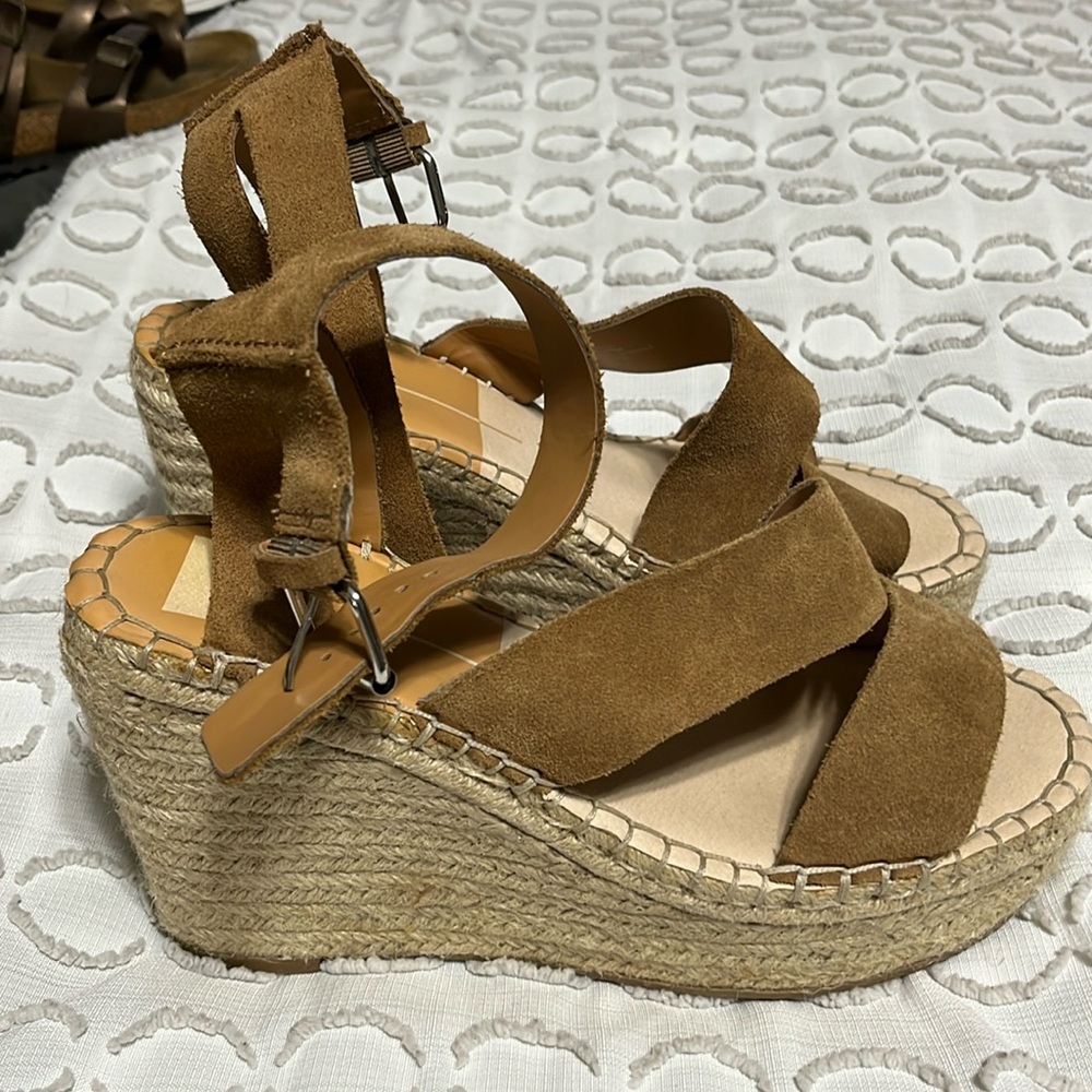 Dolce Vita Wedge Sandal w Tan Suede Straps size 10